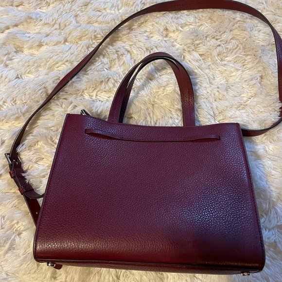Kate Spade maroon handbag. Can also be used a crossbody - Picture 3 of 5